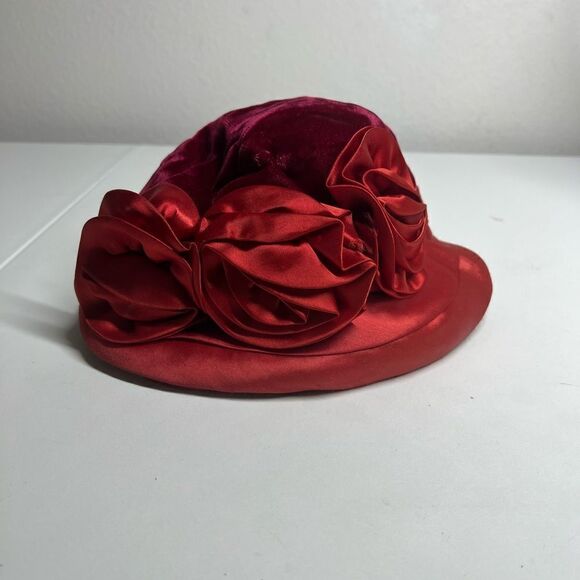 Vintage TOUCAN COLLECTION RED HAT Size Medium main image 4